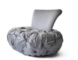Pompadour chair A