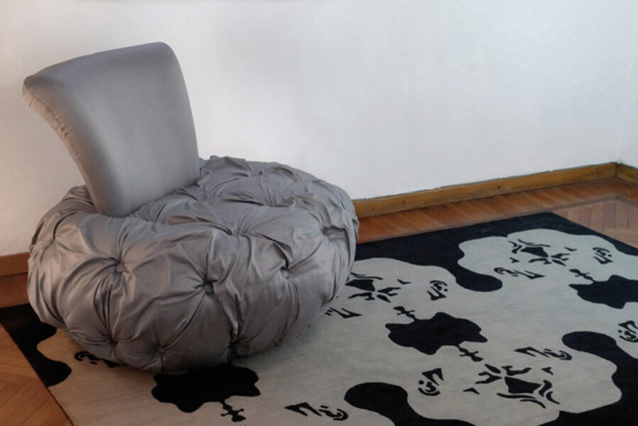 Pompadour and Carpet Milan photo